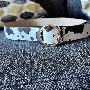 Cowprint belt.